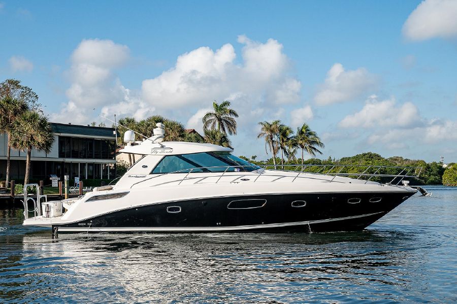 sea ray 50 ft yacht